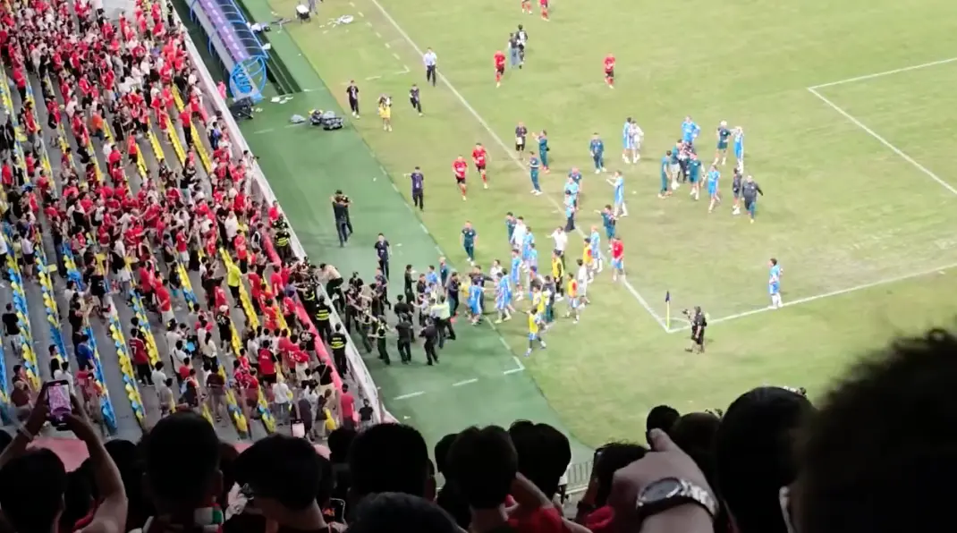 div, 入场内, 第二十六条 div, 入场内, 第二十六条