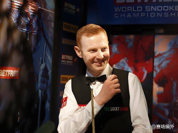 默默收起球, 战胜贺国强, 肖国栋刚在