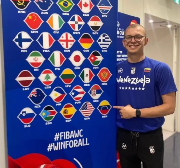 他加盟广州, le 他加盟广州, le